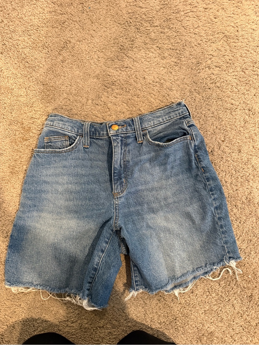 Universal Thread Medium Blue Frayed Hem Jean Shorts